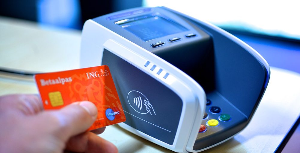 Sigue estos consejos para que no sufrir un disgusto al pagar con “contactless”