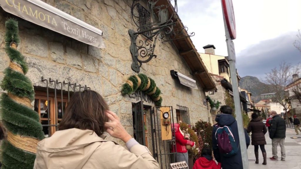 Descubre La Belleza De Navacerrada: Un Viaje Escénico A 52 Kilómetros De Madrid