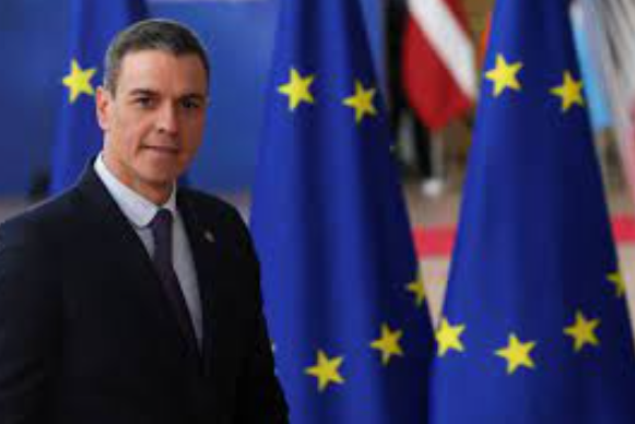 Un perro desata las risas en el Parlamento Europeo con Pedro Sánchez presente