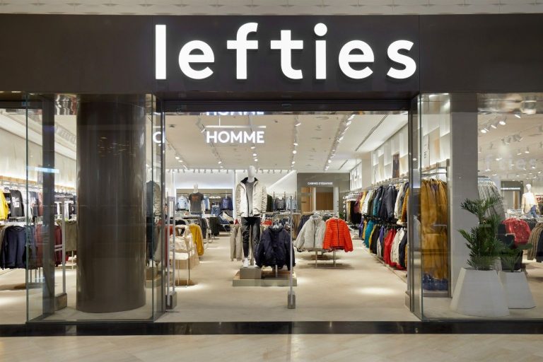 ¿Quién dijo que los pijamas son aburridos? Estos de Lefties son calentitos y originales