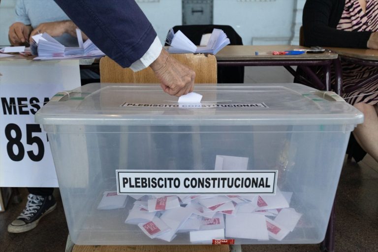 La Constitución de Pinochet sobrevive otro proceso en Chile