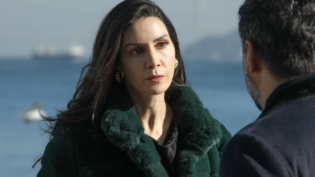 Akif Quiere Conquistar A Suzan En ‘Hermanos’