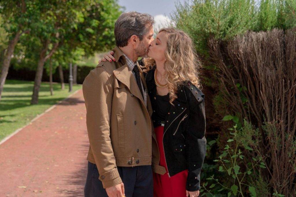 Avance De 'Amar Es Para Siempre' Antena 3: El Engaño De Elena A Lola Será Imperdible