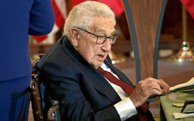 La Conexión Entre Kissinger Y España Se Recuerda En Redes Tras Su Muerte