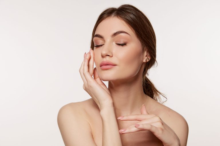 Descubre los productos de belleza más buscados del año 2023