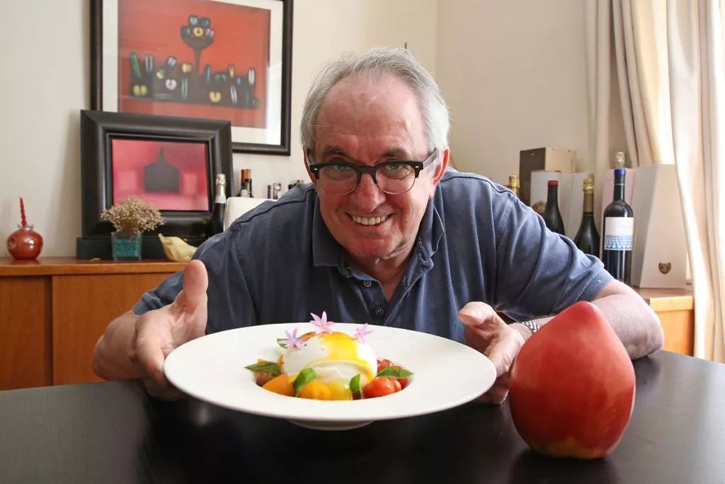La Magia De Cocinar Con Rafuel: Más Allá De Las Recetas