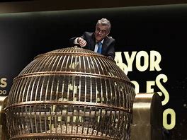 El 31.938, tercer premio del Sorteo de Navidad 2023, con 500.000 euros la serie, íntegro en Biar (Alicante)
