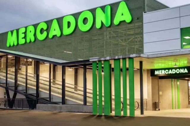 El Increíble Producto Que Acabará Con Tus Ojeras Y Puedes Conseguir En Mercadona Por Menos De 4 Euros