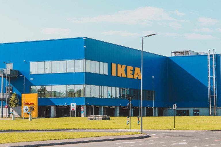 Mesas de noche IKEA: Estilo y funcionalidad a precios asequibles