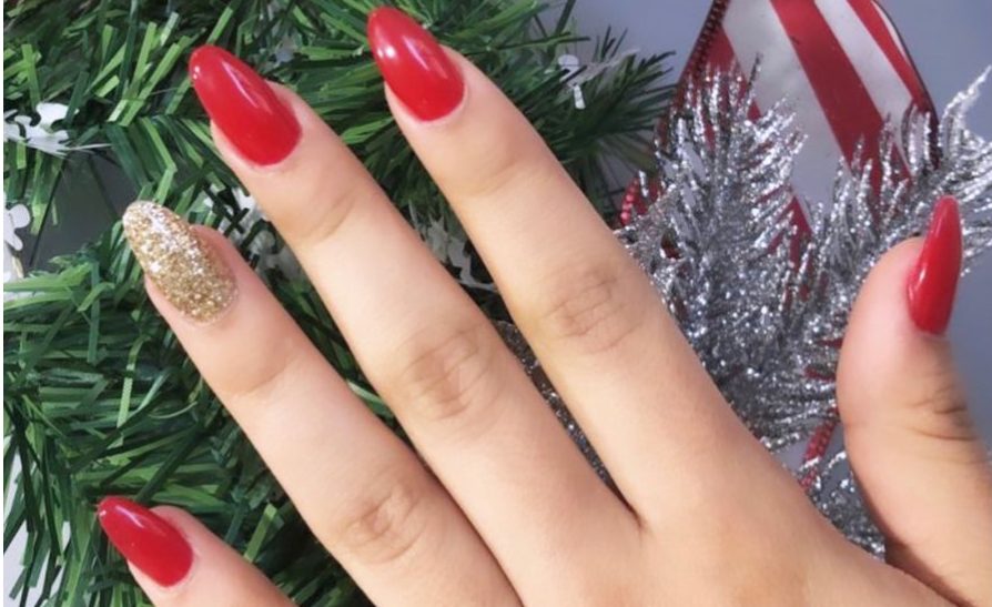 Paula Echeverria Y Su Sencilla Y Elegante Manicura Para Navidad
