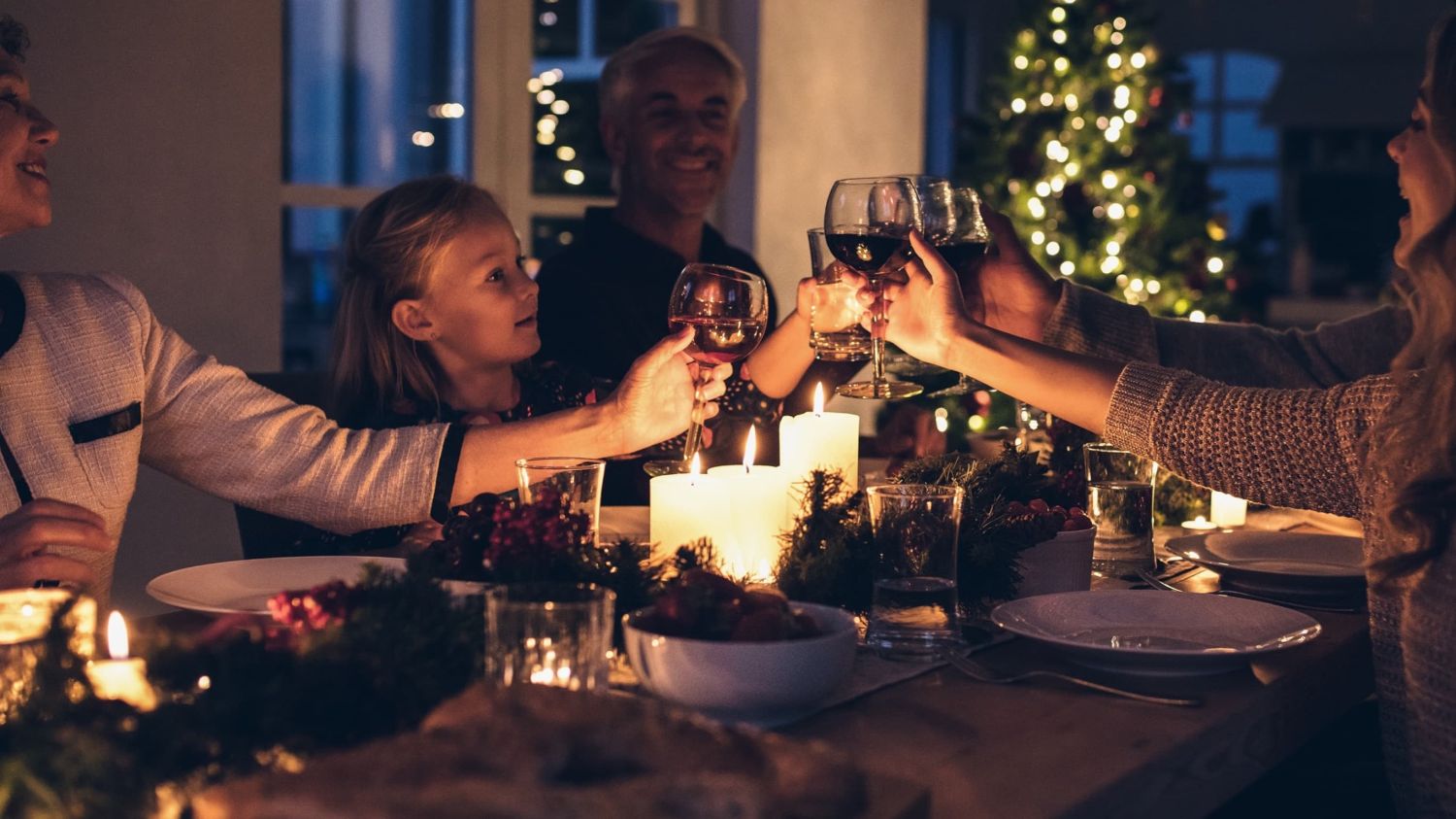 ¡Vaya Diferencias! Esto Lo Que Comen En Otros Países Del Mundo Por Nochevieja O Año Nuevo 1 Un Brindis Por El Año Nuevo