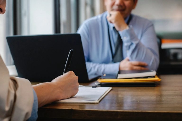 Resumen 2023: lo que se debe y no se debe hacer en tu CV antes de iniciar un nuevo año