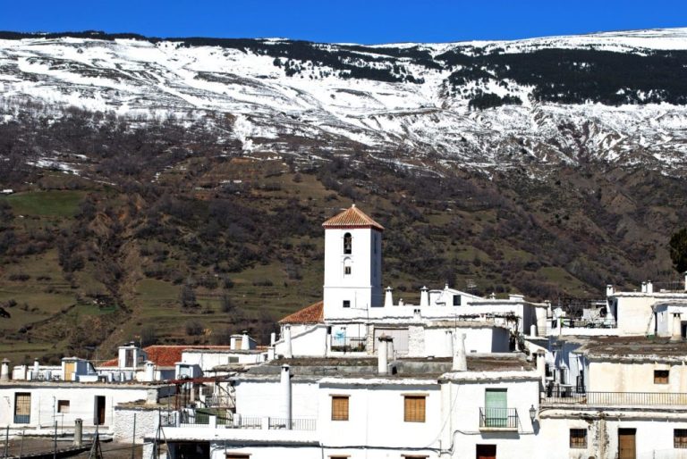 Visitar estos pueblos de la España profunda es el plan perfecto para despedir 2023