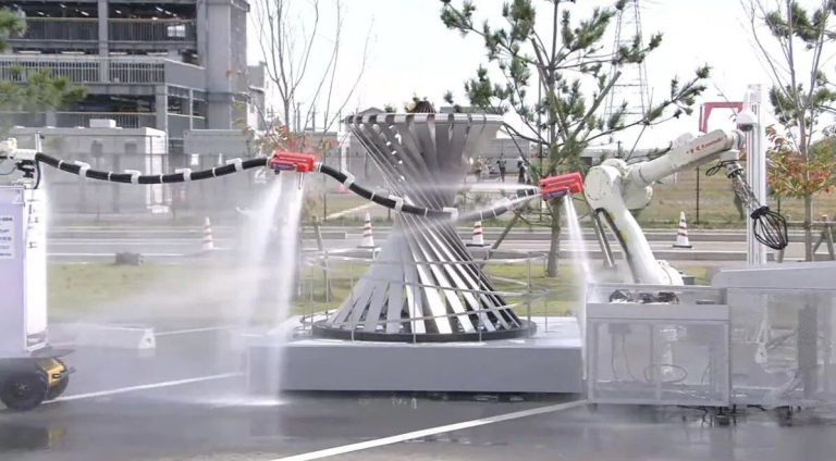 ¿Sabías que en Japón existe un dragón bombero?