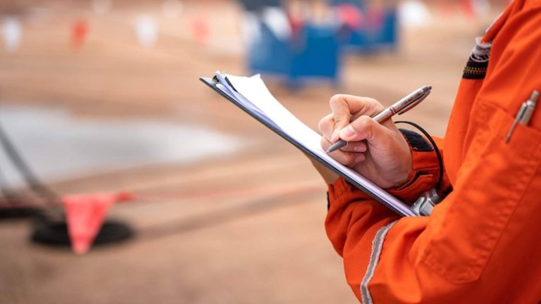 For Easy Work ofrece servicio de inspecciones de seguridad y observaciones preventivas