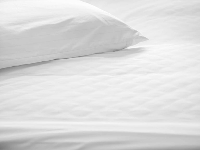 Cuáles son las ventajas de usar un protector antiácaros de Descansín