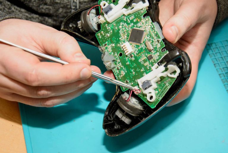 Mundo del Móvil, expertos en reparación de PlayStation 5