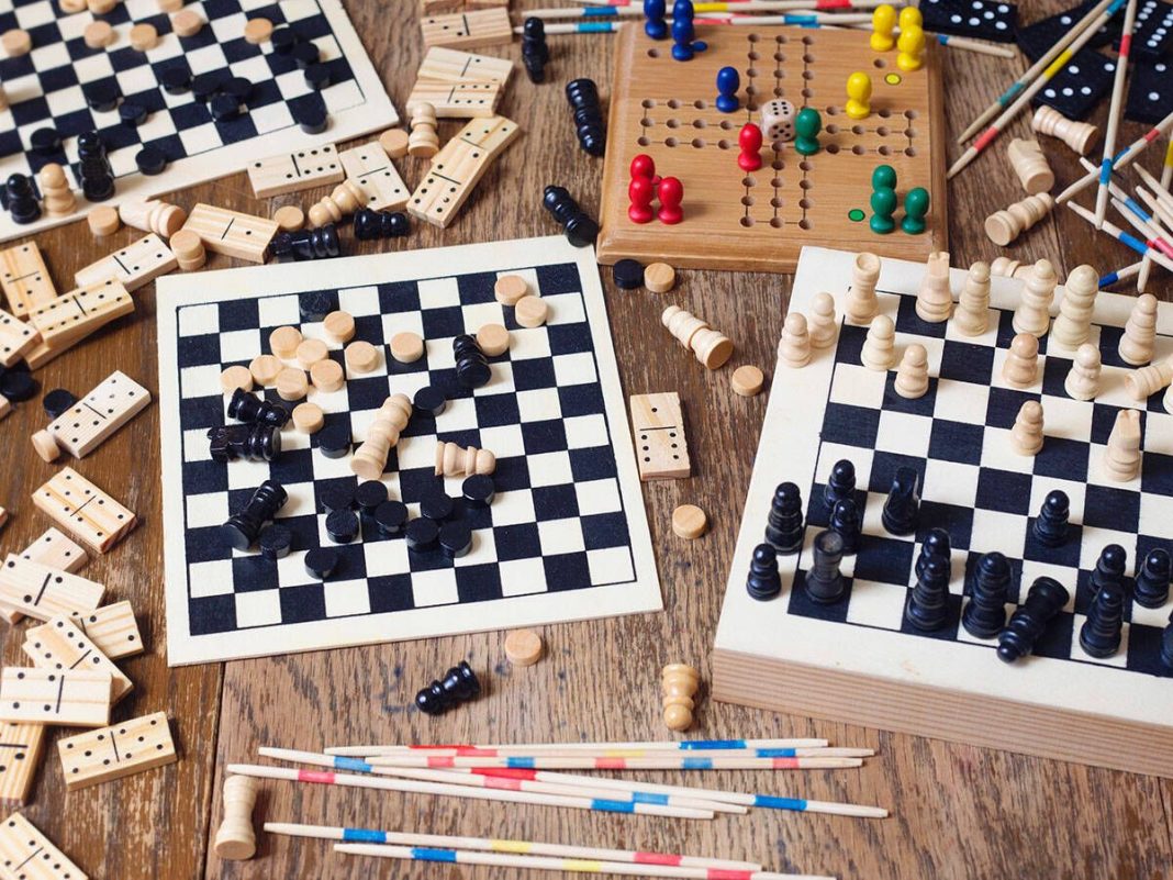 Descubren las reglas de un juego de mesa de 4.500 años de antigüedad hallado en Irán