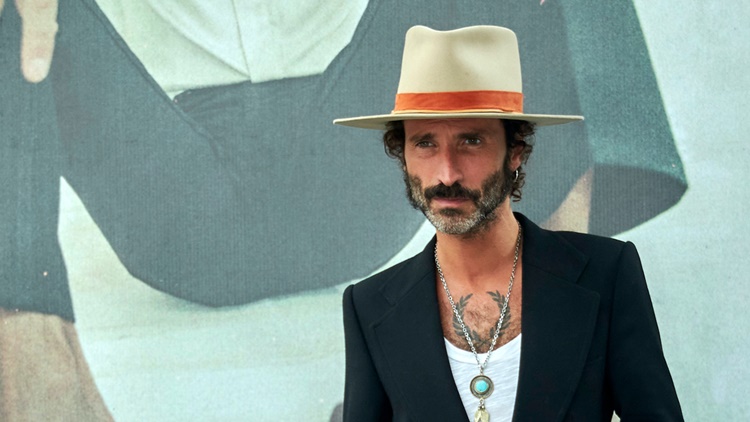 Leiva Disco Lanzamientos Musicales 2024