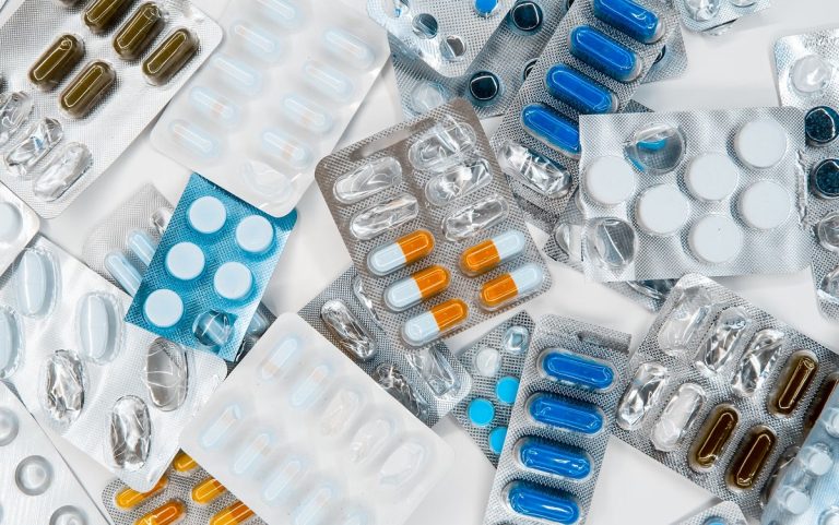  ¿Por qué muchos medicamentos se venden en farmacia?