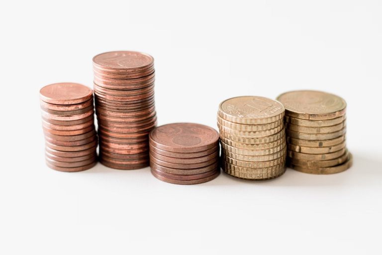 Préstamos a Plazos en Línea con Finteres España: Tu Ruta Flexible hacia Metas Financieras