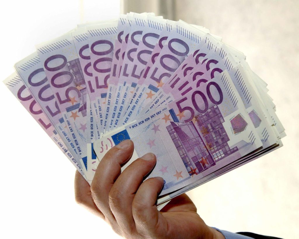 La Clase Baja Para La Ocde: Menos De 1.343 €/Mes