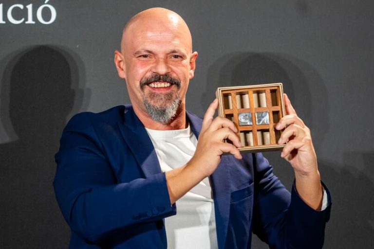 César Pérez Gellida, Premio Nadal 2024: "Cuando escribo siempre pienso en incomodar al lector"