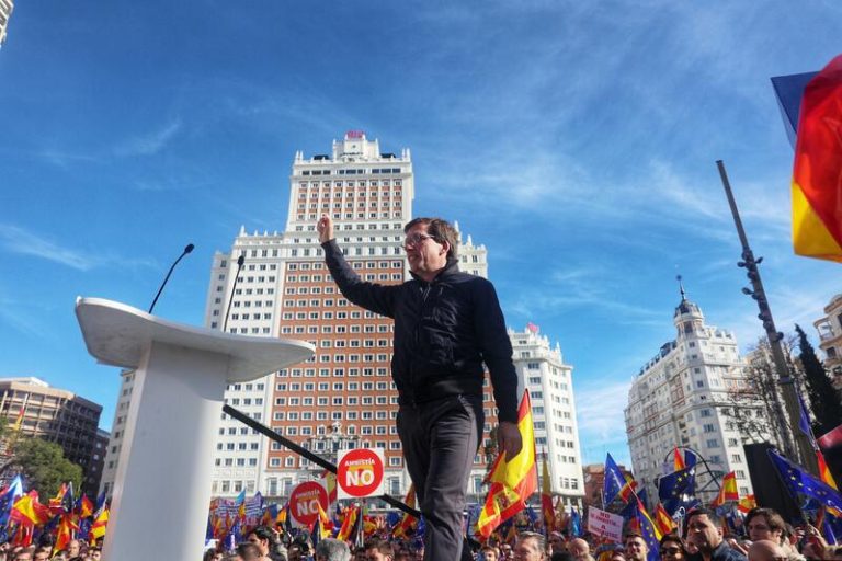 Almeida reivindica que no hay terrorismo «light ni duro» sino terroristas que «tienen que estar en la cárcel»