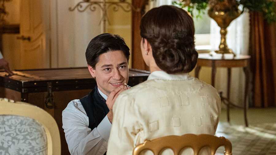 'La Promesa': la huida de Catalina y la sospecha de Margarita en el capítulo del martes 23