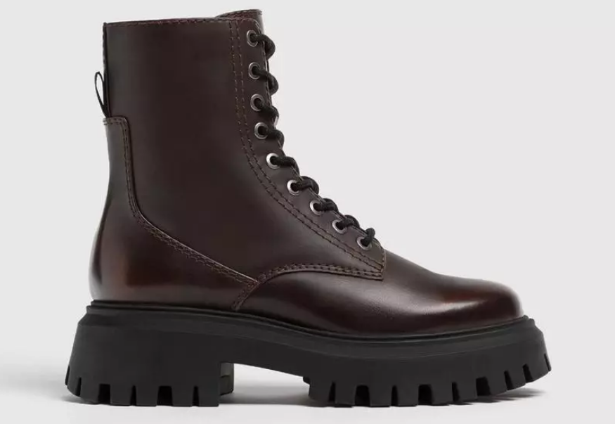 Casi un regalo Stradivarius tiene por solo 20 euros los botines que están arrasando estas rebajas de enero