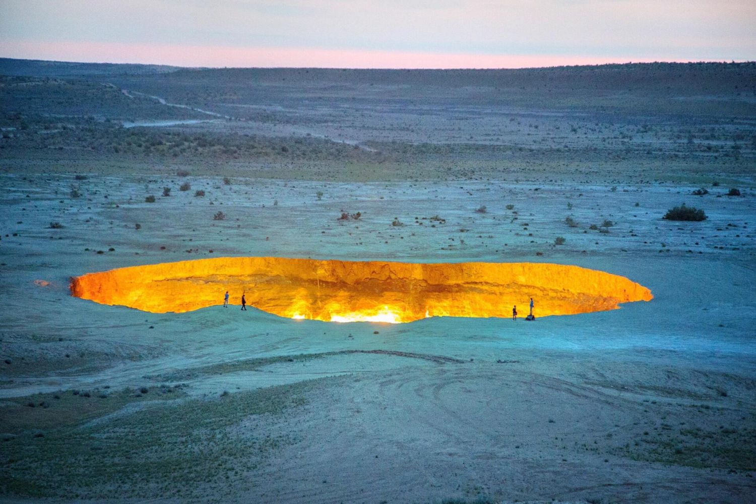 Las Puertas Del Infierno: No Es Mordor, Existe Y Es Uno De Los Lugares Más Extraños Del Mundo 3 El Reto Turístico Y Económico