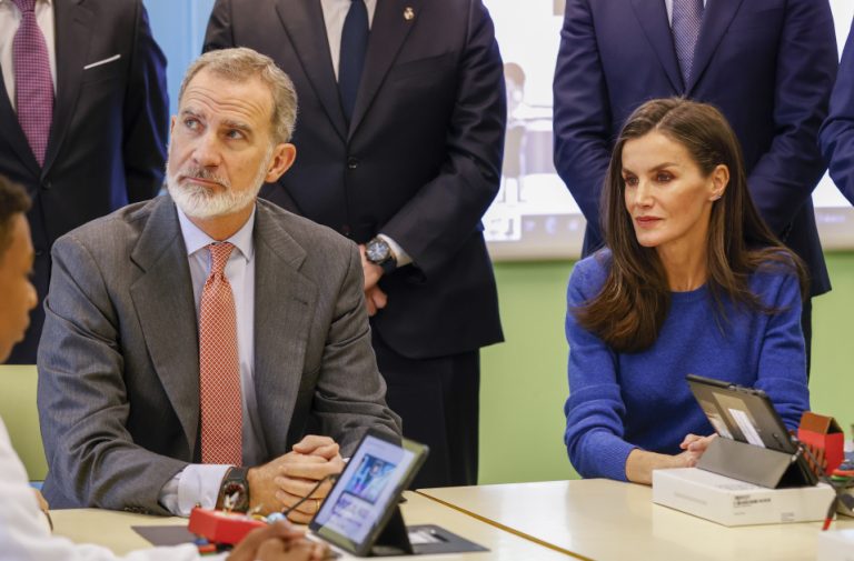 Peñafiel detalla las relaciones en la cama de Letizia y el rey Felipe VI: «es un matrimonio roto»