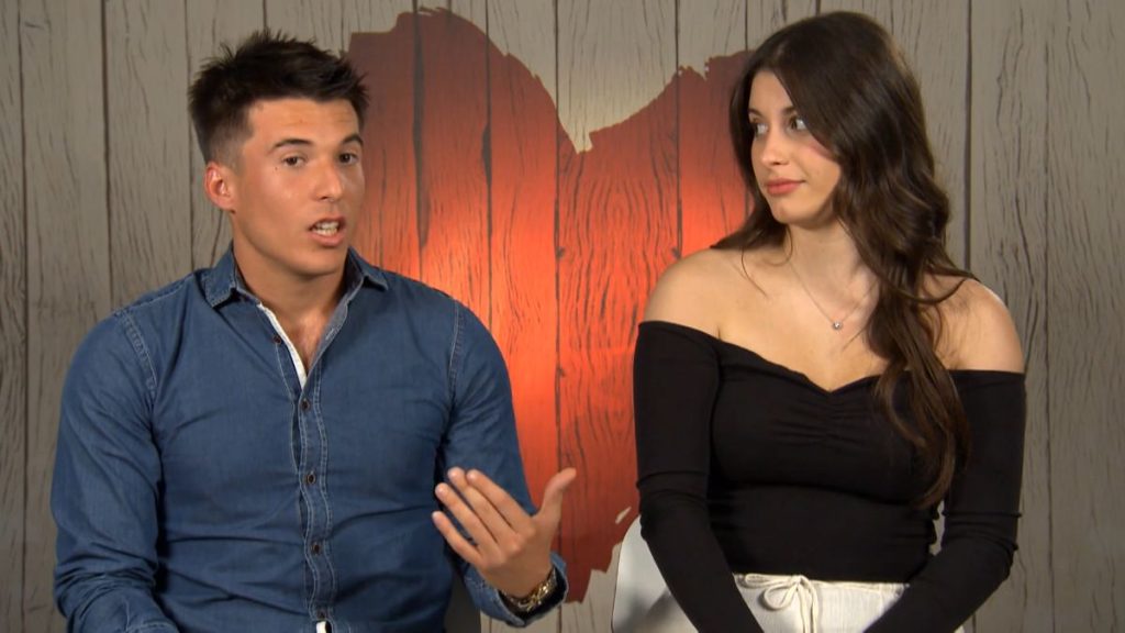 Es Un Mamarracho, ¿De Dónde Ha Salido?&Quot;: La Viral Reacción En First Dates De Una Soltera Al Conocer A Su Cita