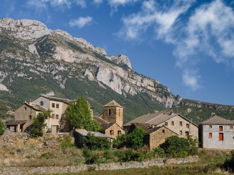 El pequeño y precioso pueblo de España que pocos conocen y hay que visitar