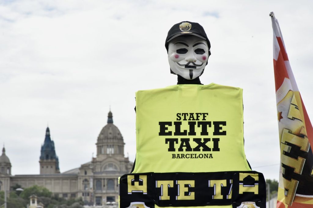 El Supremo Deja El Futuro De Uber Y Cabify En Manos De Madrid, Andalucía Y Cataluña 1 Europapress 5270168 Careta Chaleco Elite Taxi Marcha Lenta Delegacion Gobierno Contra