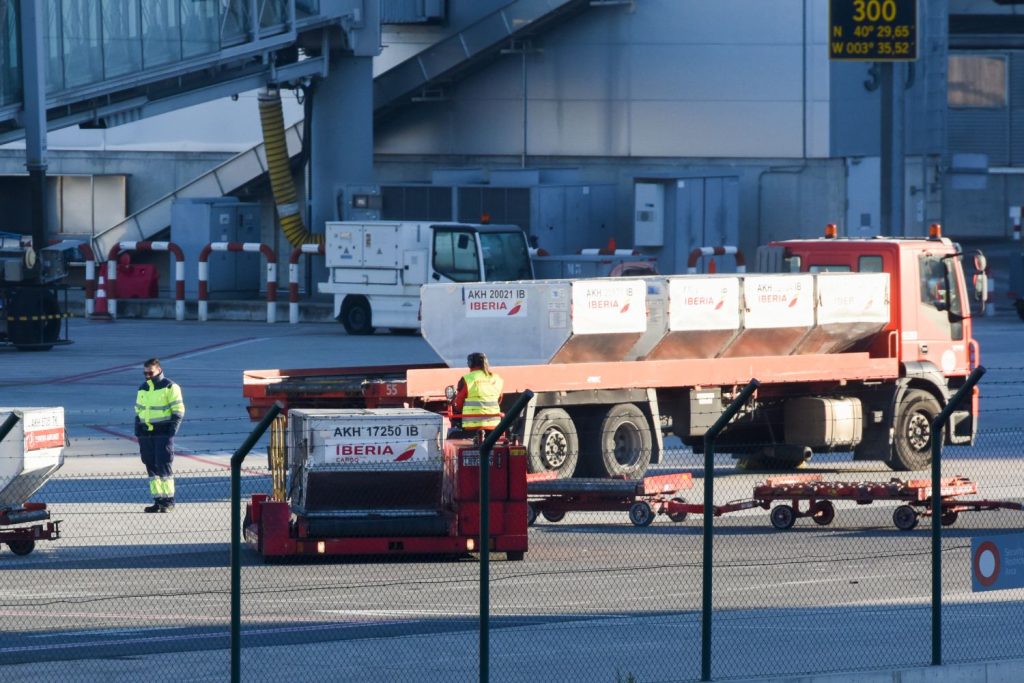 Europapress 5674562 Varios Trabajadores Handling Iberia Ultimo Dia Huelga Servicio Aeropuerto