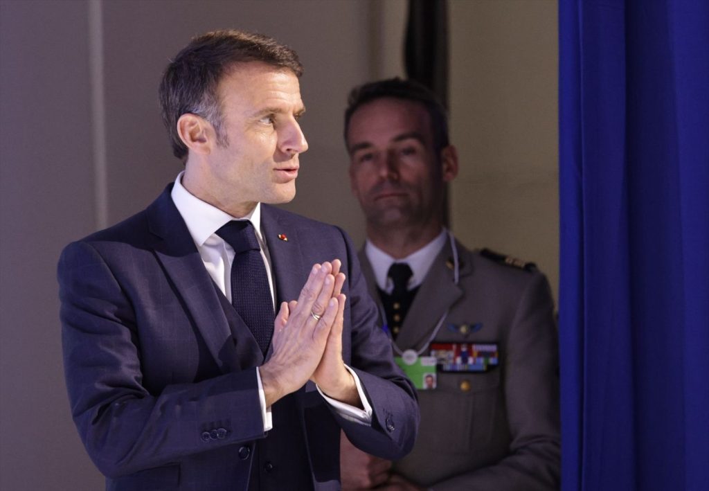 Los Juegos Olímpicos De París 2024 Afloran La Estrategia De Google En El Transporte 1 Europapress 5695312 Handout 17 January 2024 Switzerland Davos Emmanuel Macron President Of