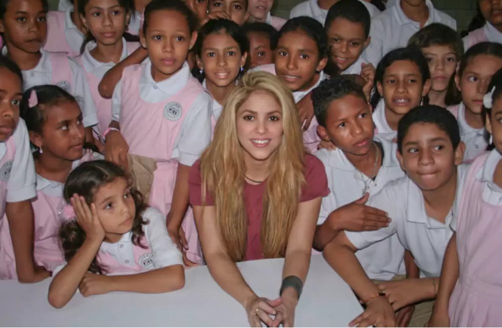 ¿Cómo puede ser? Inauguran una estatua de Shakira y cometen un error garrafal