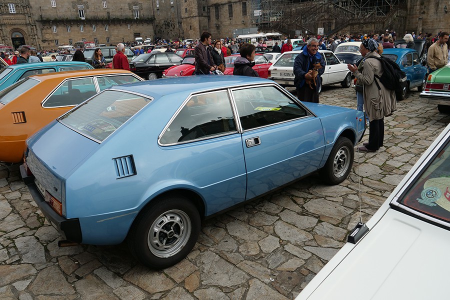 Frenazo en seco para los coches antiguos peligrosos
