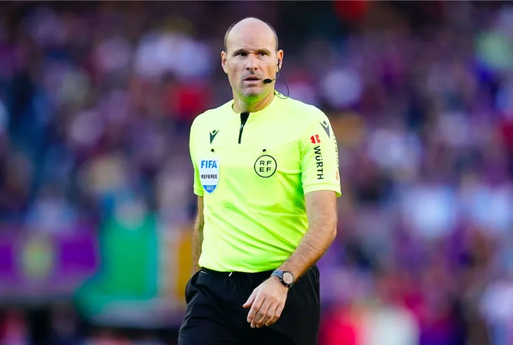 Mateu Lahoz Sigue Su Carrera Hacia El Cta