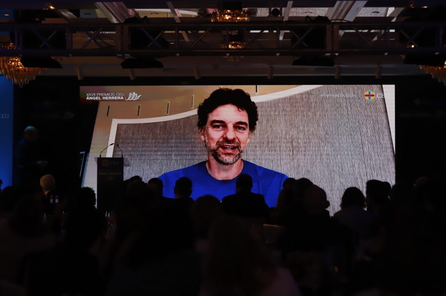 Pau Gasol . Premios Ceu Angel Herrera Han Celebrado Su Xxvii Edicion