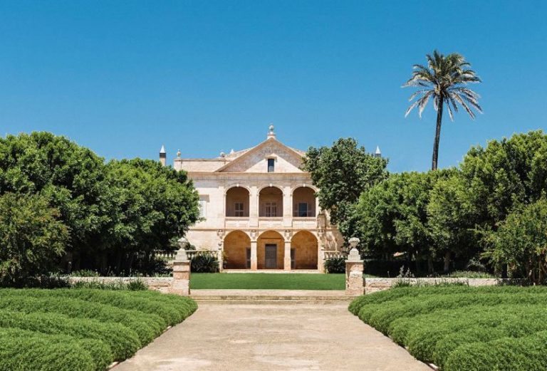 ‘The Wall Street Journal’ elige Baleares y los hoteles Mirador de Dalt Vila, Son Bunyola, Son Vell y Zell entre los 10 destinos de 2024
