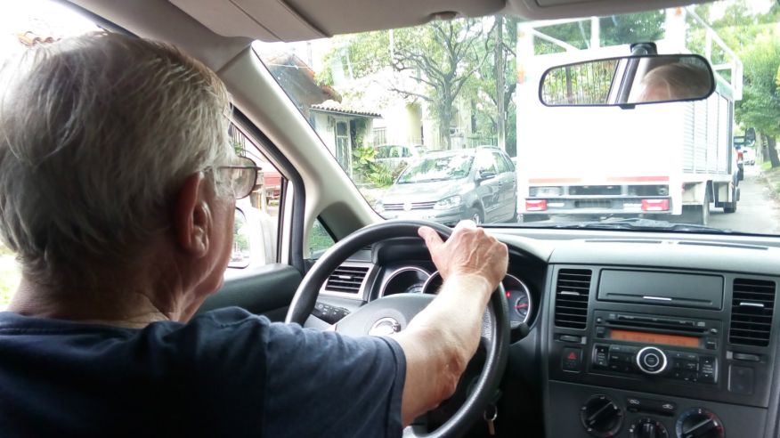 Adiós al carnet de conducir: esta es la edad en que la DGT podría retirarte el permiso
