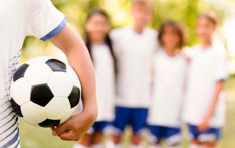 Descubre la magia de los campamentos de fútbol para niños