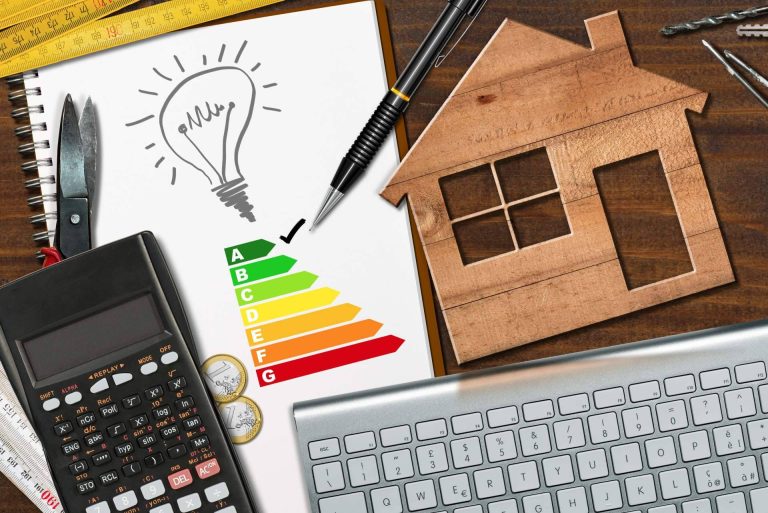 Ahorro Direct ayuda a ahorrar dinero en las facturas de luz y gas para empresas o pymes