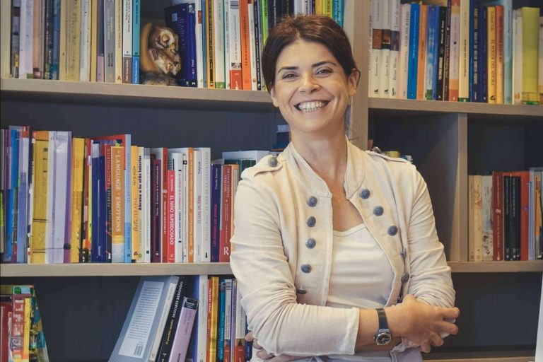 La psicóloga Alicia Ortiz Ruzafa presenta su obra ‘Lesli y las experiencias que la llevaron a decidir ser una No-Mujer’