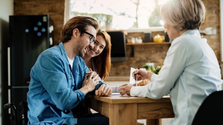 Requisitos generales para jubilación anticipada en 2024: edad, cotizaciones y salario mínimo
