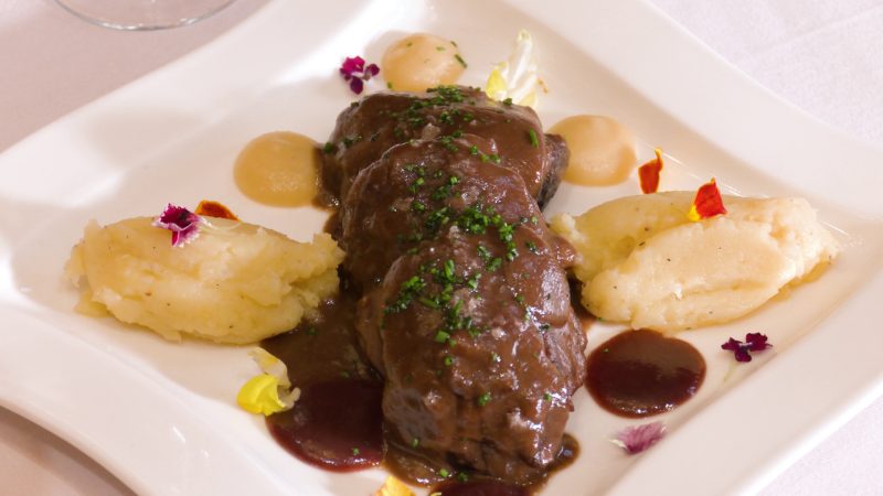 Receta Casera De Lomo Tesoro, Una Exquisita Delicia Culinaria Digna De Restaurante De La Guía Michelín