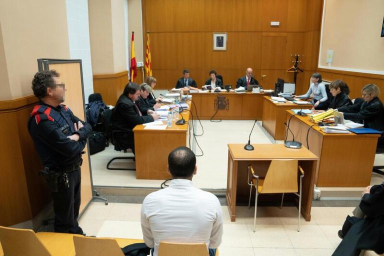 Alves niega la violación y llora al declarar: «No soy ese tipo de hombre, no soy violento»