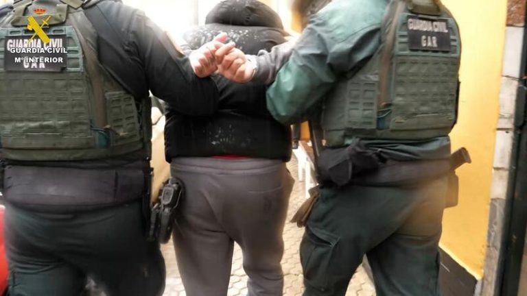 El juez destaca la «violencia extrema» perpetrada en el asalto a la casa de María del Monte